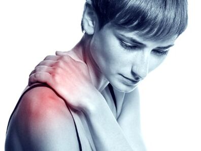 dolore all'articolazione della spalla a causa dell'artrosi